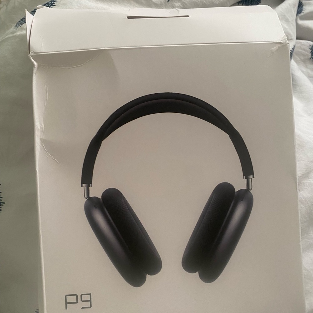 P9 headphones
